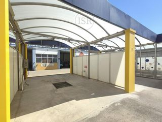 Nau industrial a Huércal - Overa. Taller mecánico y lavadero con autolavado