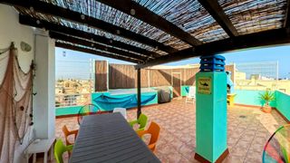 Penthouse  Tenis 7. Espectacular ático con vistas al mar, piscina, ascensor, garaje