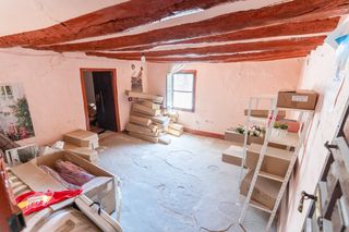 Maison à Illueca. Casa en venta para actualizar en illueca