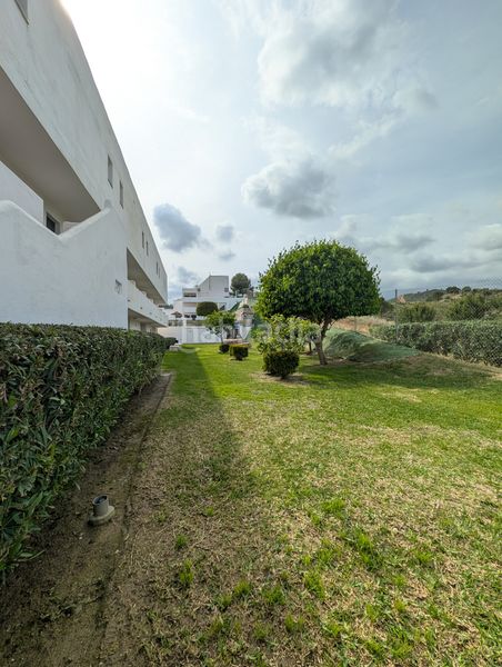 Foto a88d444c-5a03-4a9e-a75a-e498622c87f2. Dúplex a calle sidney 237 a altos de Estepona Estepona