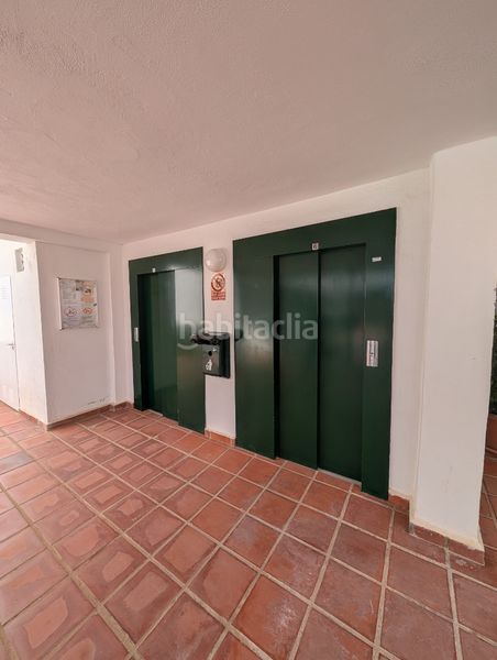 Foto fcf1ef30-c26f-436e-8fad-ee1c05c98d8b. Dúplex a calle sidney 237 a altos de Estepona Estepona