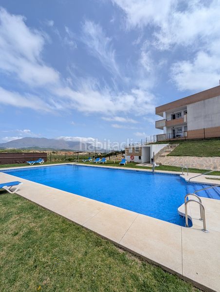 Foto 216ac992-fac8-4a7a-bd85-721d72027050. Àtic amb aparcament piscina a Doña Julia Golf Casares