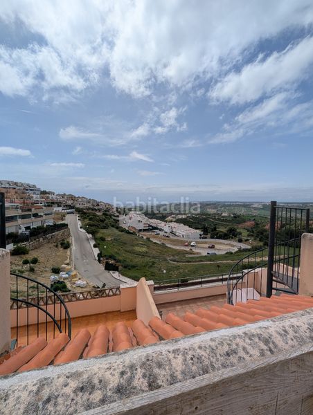 Foto b5f79ebe-6f63-46f5-966f-cd76d8d53b55. Àtic amb aparcament piscina a Doña Julia Golf Casares