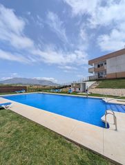 Dachwohnung in Urbanizacion hacienda casares 4. Ático de 3 habitaciones en casares