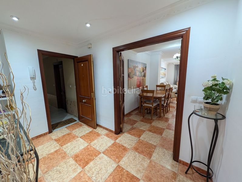 Foto c4549a1e-5a33-4309-bdcb-fe696fd62bbd. Planta baixa a puerto de Estepona Estepona
