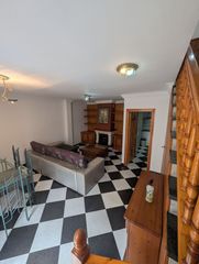 Casa adossada  Begines. Casa de 2 habitaciones en estepona