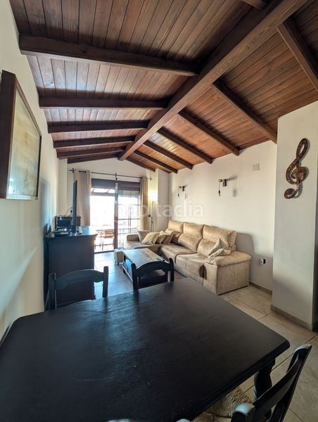 Foto 49c64520-7bdd-4dc8-99f3-4701184a2bfb. Rent ground floor with parking in sierra de Estepona - avda. de andalucía Estepona
