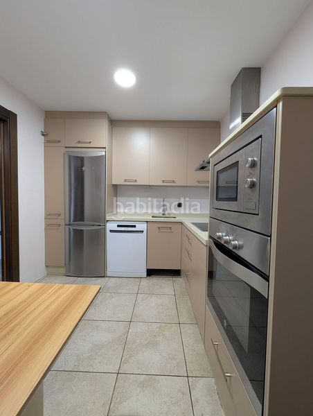 Foto 57d7248d-b0b0-49b0-b8d5-5caabdb53943. Rent ground floor with parking in sierra de Estepona - avda. de andalucía Estepona