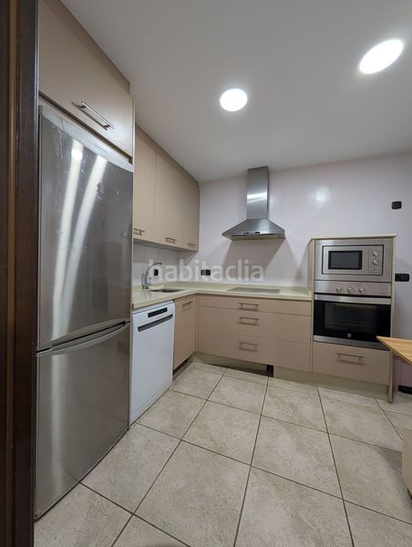 Foto d7c088cf-6d62-47a6-bb2c-7506a79c5364. Rent ground floor with parking in sierra de Estepona - avda. de andalucía Estepona