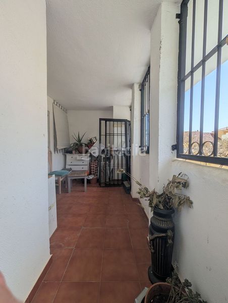 Foto 2dac521d-9370-4d70-9a57-1af6058ea930. Apartament amb aparcament piscina a puerto de Estepona Estepona