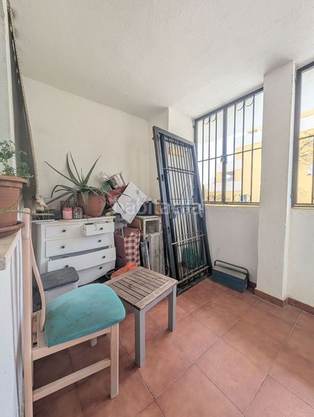 Foto fb6f023e-7e59-41dc-ab2c-60804fe62ba7. Apartament amb aparcament piscina a puerto de Estepona Estepona