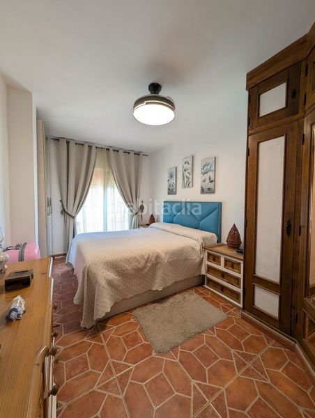 Foto 2612b0ee-8d97-4218-829d-1661ccdb5f78. Apartament amb aparcament a Centro Estepona