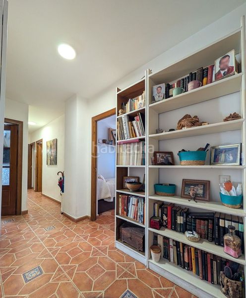 Foto 46f79c92-be6b-4115-aa4d-89ed02dde4d1. Apartament amb aparcament a Centro Estepona