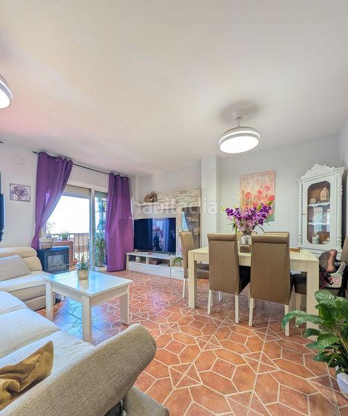 Foto 643f1762-e216-48c1-919a-ed0cee183da2. Apartament amb aparcament a Centro Estepona