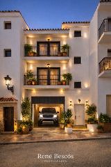 Casa adossada  Gibraltar 17. Casa de 4 habitaciones en estepona