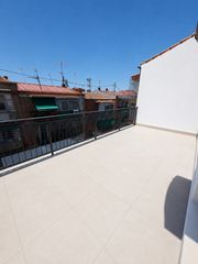 Pis  Calle del pintor sorolla