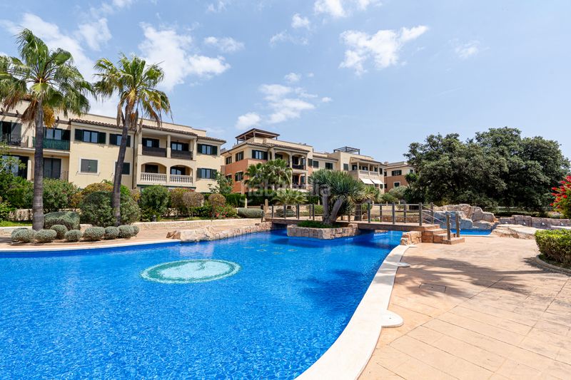 Foto 4f5567fb-da10-4870-984a-efecd0d8bd01. Apartament amb aparcament piscina a Cort Palma de Mallorca