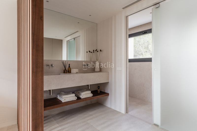 Foto a8127670-5497-4fb7-9e0c-47567359a77c. Àtic amb aparcament piscina a Cala Major Palma de Mallorca