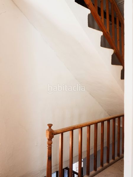 Foto d1d65b90-bcfa-4ea9-9c32-2d5f3e348d43. Casa adossada a Sóller