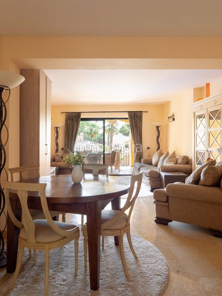 Foto daed33a2-1e69-4e2b-9752-d51d7991f1ee. Apartament amb aparcament piscina a Santa Ponça Calvià