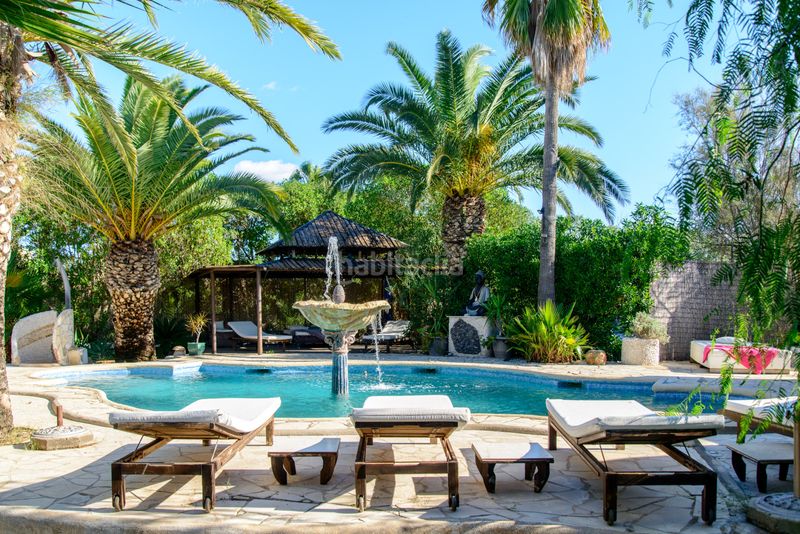 Foto 3a896998-0b82-4cbe-b935-00ca824664e1. Casa amb calefacció aparcament piscina a S´Eixample-Can Misses Ibiza