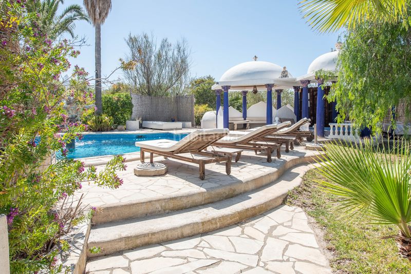 Foto 888728c6-d4b0-4b50-8490-eb6654797202. Casa amb calefacció aparcament piscina a S´Eixample-Can Misses Ibiza