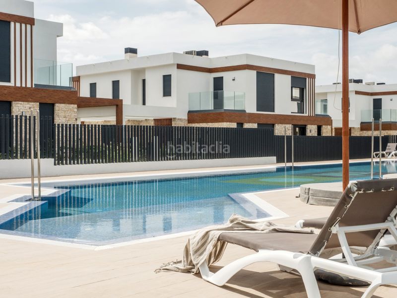 Foto 4602d511-7b8a-479d-a43e-dd64d12fe3df. Casa aparellada amb aparcament piscina a Cala Ratjada Capdepera