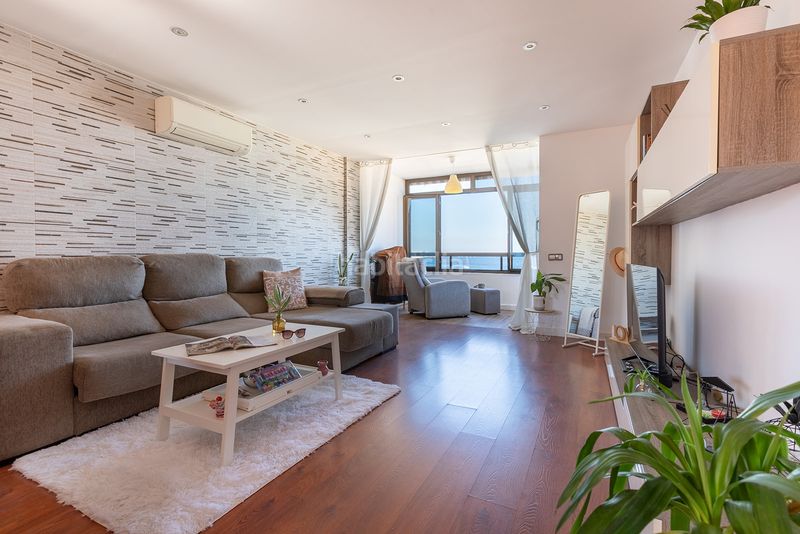 Foto eb24a9f8-a9eb-4f4f-80b6-efb4b8c767a0. Apartament amb aparcament a Palmanova Calvià