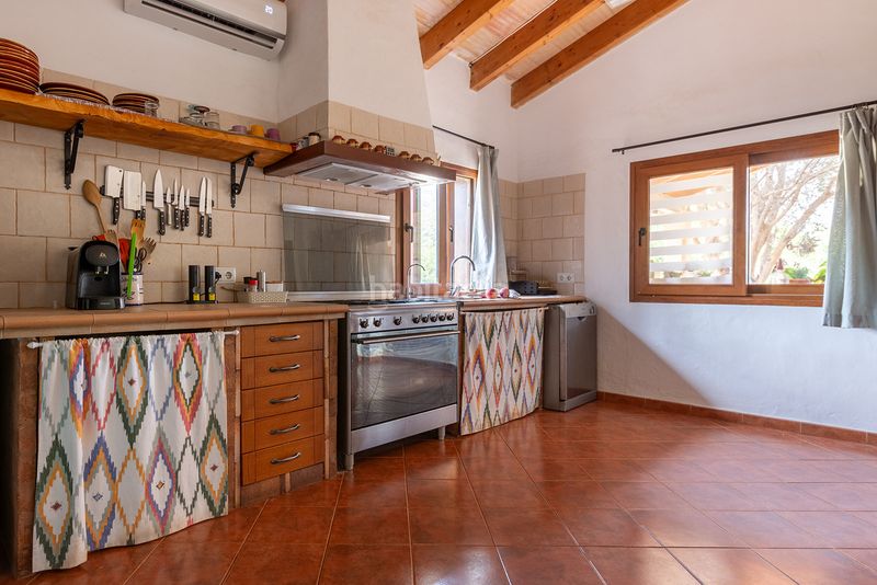 Foto ab8e1550-25db-4740-a86a-40ff8157b60a. Casa amb aparcament piscina a Lloseta