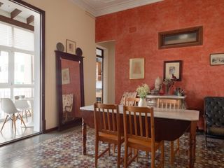 Dachwohnung in Bons Aires. Elegante aparatamento en barrio arxiduc