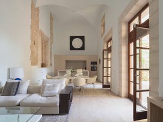 Apartament a Cort