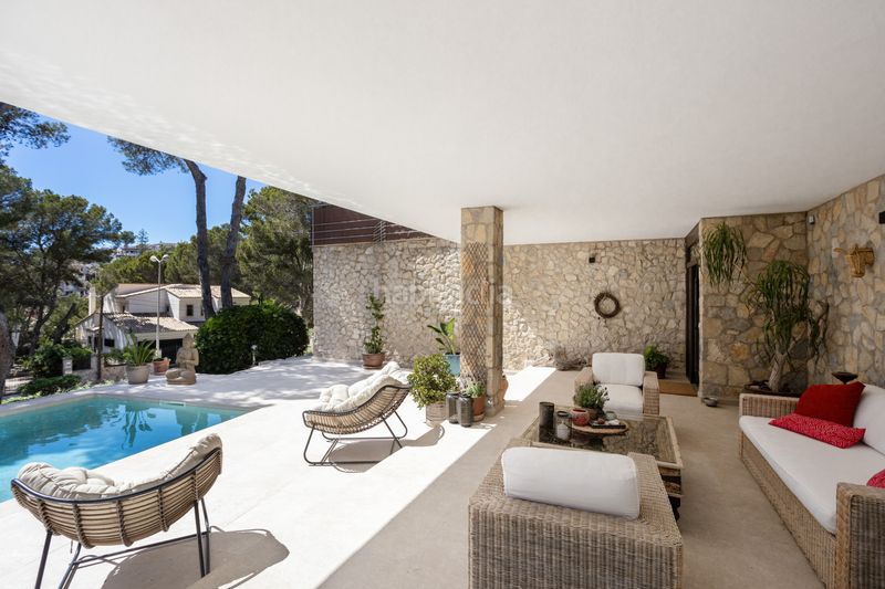 Foto 4a8295e4-5c58-4a9b-8dda-c8e55741541a. Casa amb aparcament piscina a Costa de la Calma Calvià
