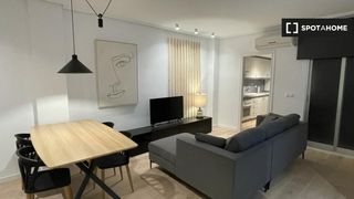 Miete Etagenwohnung in En Corts - Doctor Waksman. Apartamento de 3 habitaciones en alquiler en montolivet, valenci