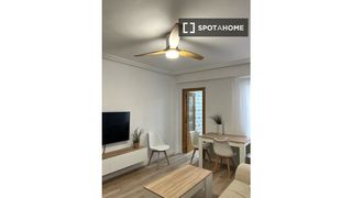 Rent Flat in Moncada. Se alquila piso de 3 habitaciones en moncada, valencia.