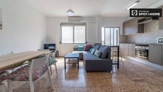 Location Appartement à El Cabanyal-El Canyamelar. Apartamento de 3 dormitorios en alquiler en poblats marítims, va