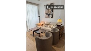 Miete Etagenwohnung in Centro Ciudad. Apartamento de 3 dormitorios en alquiler en paterna, valencia.