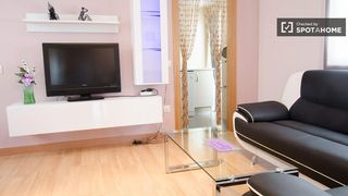 Miete Etagenwohnung in Malva Rosa. Moderno apartamento de 3 dormitorios en alquiler, valencia