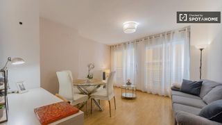 Rent Flat in El Botànic. Piso de 2 habitaciones en alquiler en el carme, valencia
