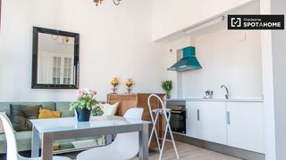 Affitto Appartamento in El Cabanyal-El Canyamelar. Estudio en alquiler en poblats marítims, valencia