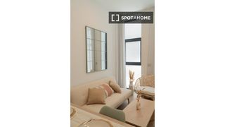 Miete Etagenwohnung in En Corts - Doctor Waksman. Estudio en alquiler en en corts, valencia