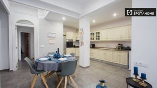 Location Appartement à La Creu del Grau. Moderno apartamento de 3 dormitorios en alquiler camins al grau