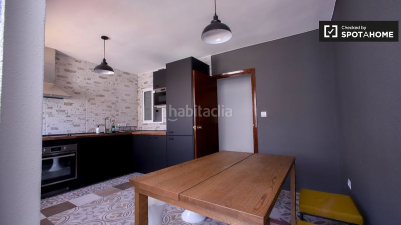 Foto b459f3cd-4fc2-4d28-ba52-1e9db03f8590. Lloguer pis amb calefacció a L´Hort de Senabre Valencia
