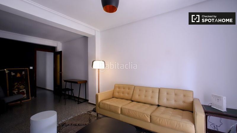 Foto d0555229-e7eb-463a-ab42-59a31d8c72e1. Lloguer pis amb calefacció a L´Hort de Senabre Valencia