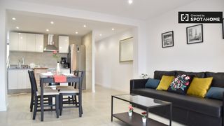 Location Appartement à El Cabanyal-El Canyamelar. Piso de 3 habitaciones en alquiler en valencia