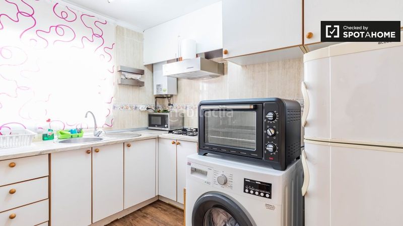 Foto 0d2b1690-ab32-4cfc-bddc-a3063d7be8c3. Rent flat with heating in Albors Valencia