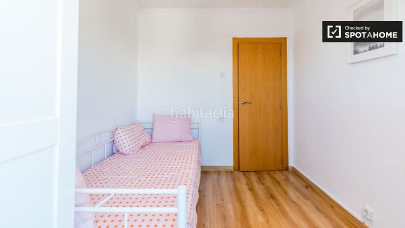 Foto 261b79ac-fd11-4b94-90a6-c7b5667bc381. Rent flat with heating in Albors Valencia