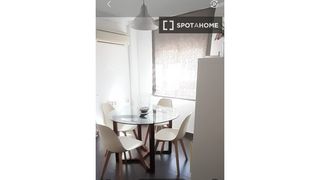Miete Etagenwohnung in Centro-El Castillo. Piso en alquiler de 2 habitaciones en sagunto, valencia