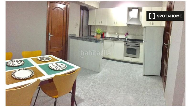 Foto 48600d3c-a665-40a4-a3a7-40ea7eaea3c7. Rent flat with heating in Aiora Valencia