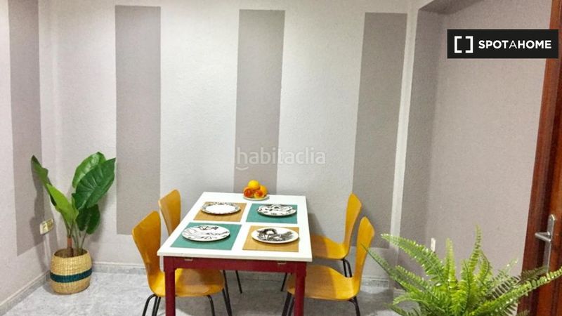 Foto c2147c00-8aad-4df6-aa97-99ab276df30e. Rent flat with heating in Aiora Valencia