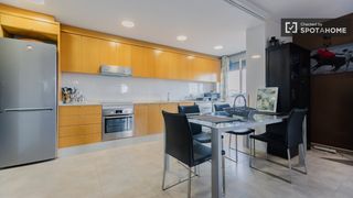 Alquiler Piso en Na Rovella - Hermanos Maristas. Piso en alquiler de 3 habitaciones en na rovella, valència